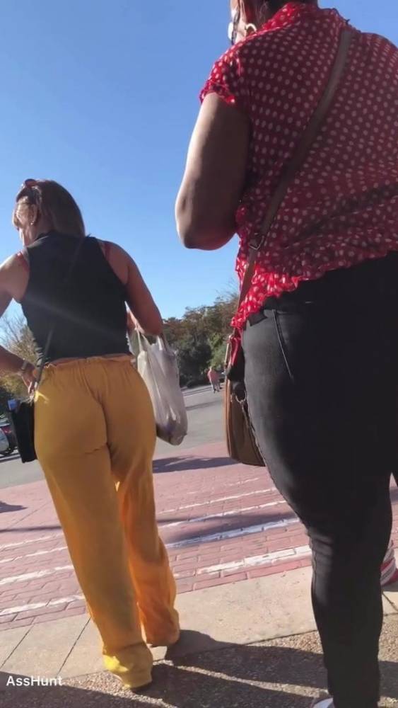 Latina milf with a jiggly ass - xhamster.com - Usa