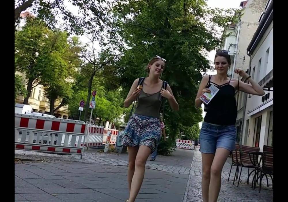 Braless slut with nice pokies - xhamster.com