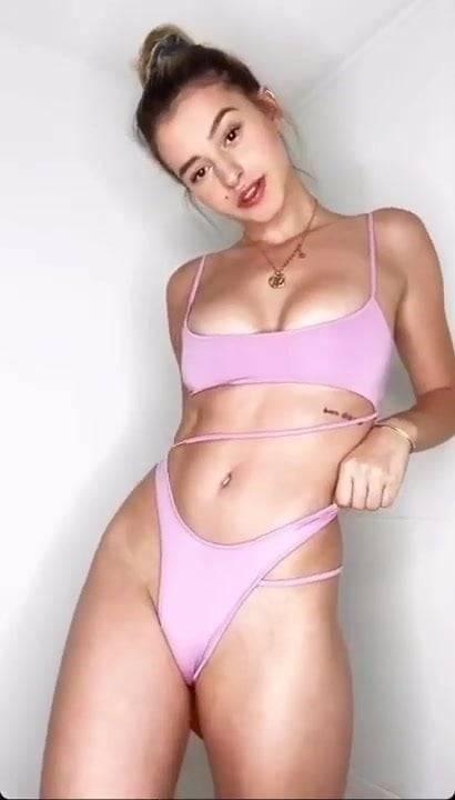 Lea Elui naked - xhamster.com