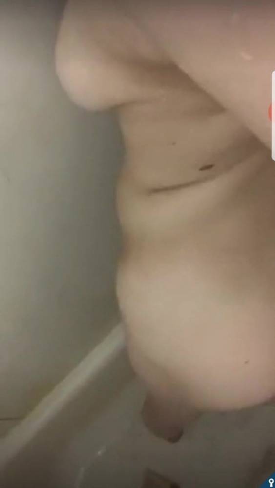 Shower on periscope - xhamster.com