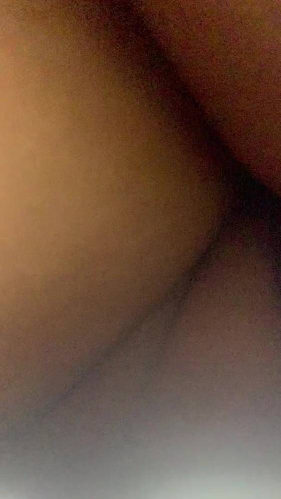 Late night lil mammas upskirt - xhamster.com