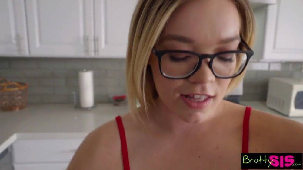 Don't You Want To Be The Best Big Brother Ever - Step Sis - xhamster.com