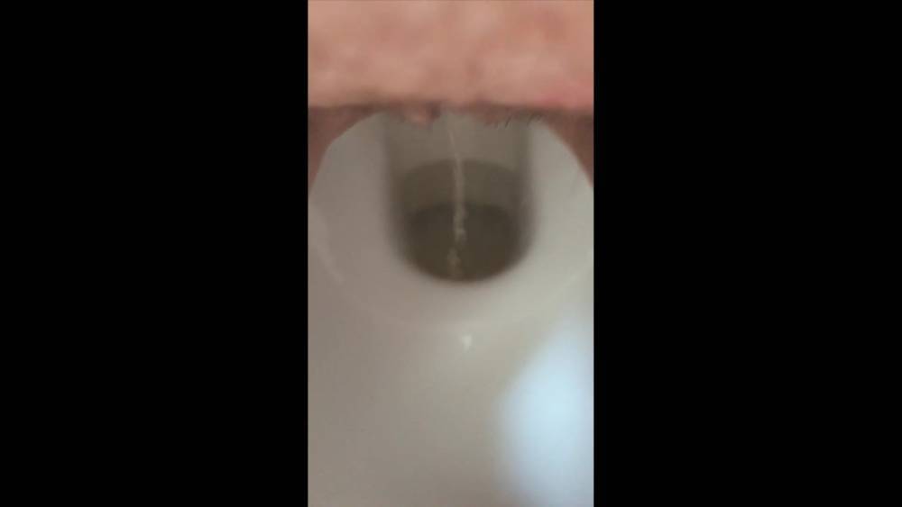 I Pee in Toilet - xhamster.com