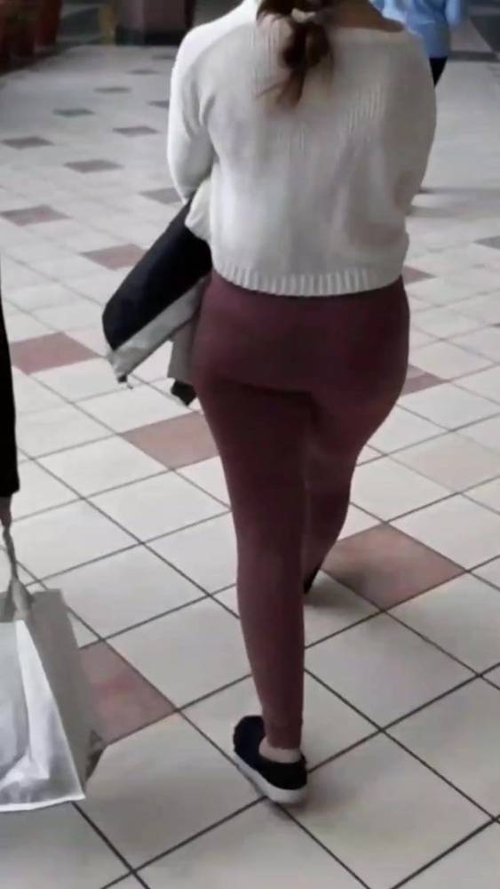 Booty bouncing slowly - xhamster.com