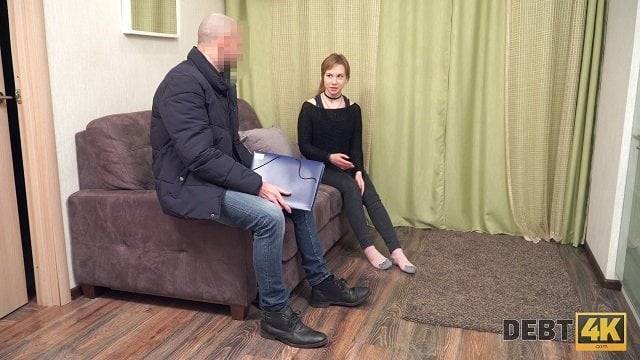 Alice - Debt4k. Poor girl Alice Klay loves cool gadgets - xhamster.com