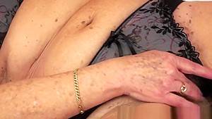 Granny Dyke Scissoring With Teen Beauty - hdzog.com