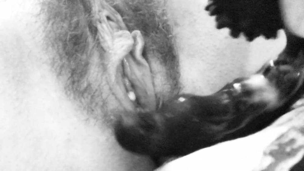 Dripping pussy - xh.video