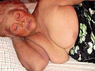 Hellogranny Amateur Matures Of Latin Origin - viptube.com