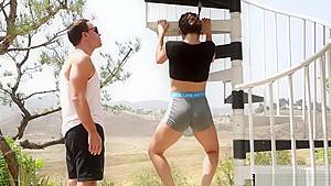 Leah Gotti - Leah Gotti workout - hdzog.com