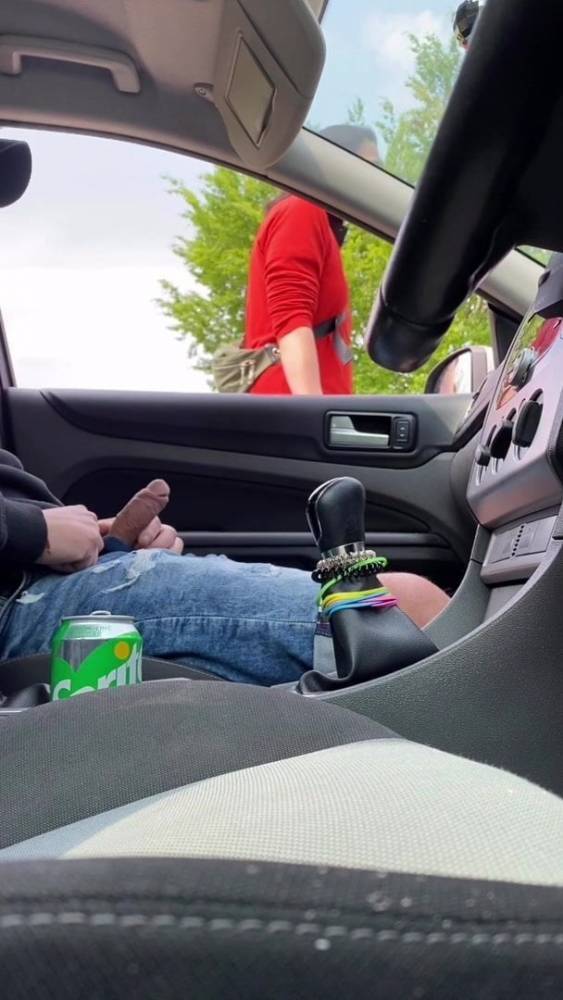 Flashing dick 5 - xh.video