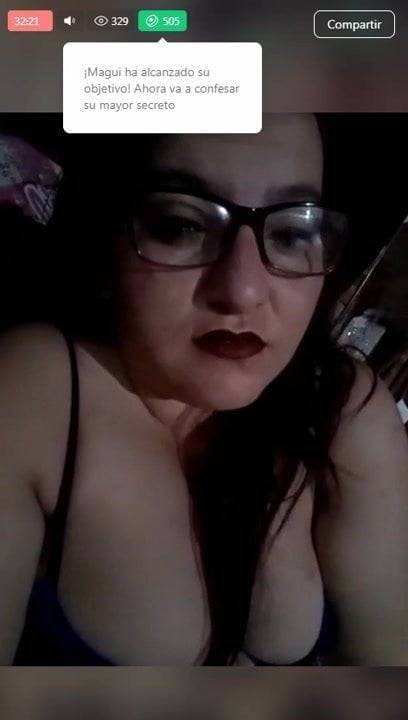 Muestra sus tetas en Badoo - xh.video