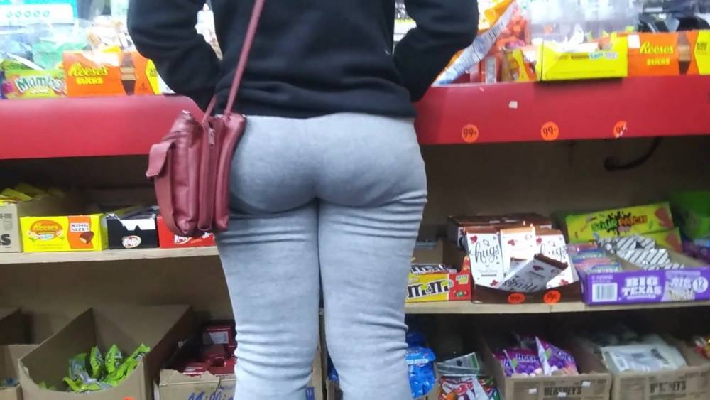 Granny gotta ass on her - xh.video