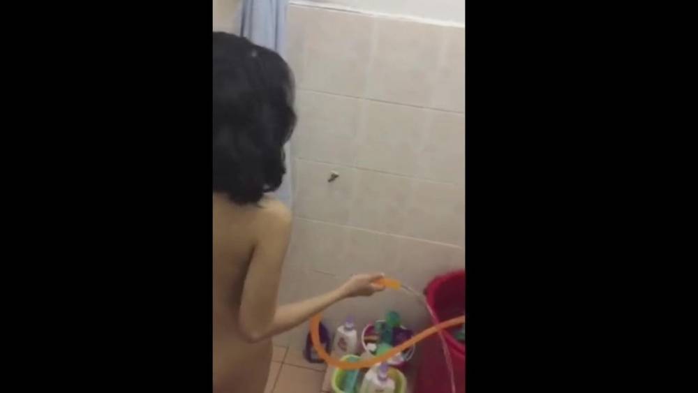 skodeng awek mandi - xhamster.com