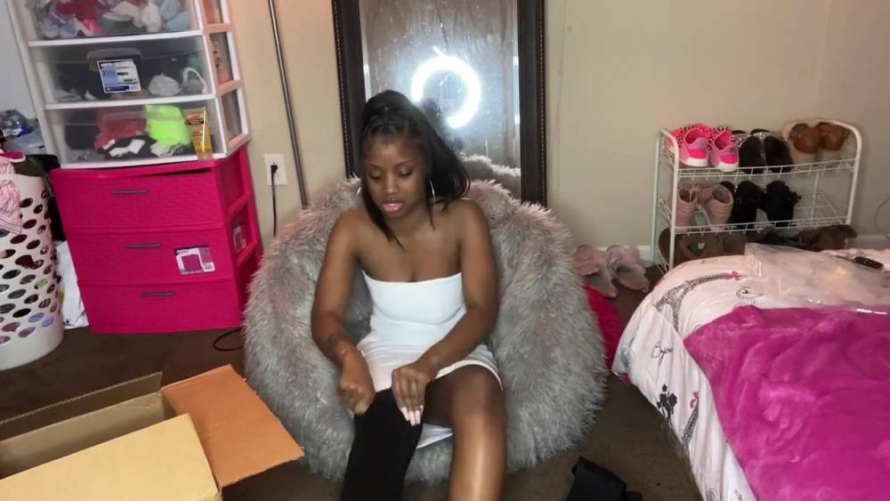 youtuber upskirt 1 - xhamster.com