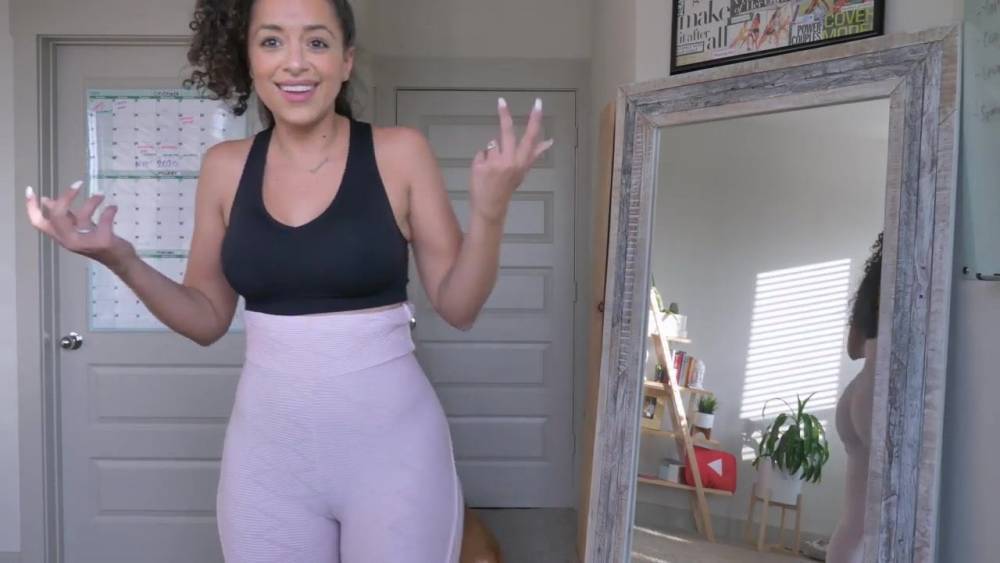 cameltoe shorts - xh.video