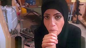 NADIA MUSLIM SUCK BIG COCK - hdzog.com