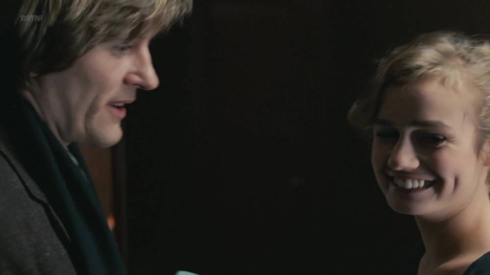 Sandrine Bonnaire - Police - (FR1985) - xh.video