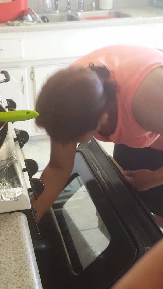 Mom Down blouse 1 - xh.video - Mexico