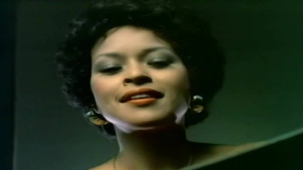 Petit Hommage a un Grand Cineaste ( Documentaire ) - xh.video