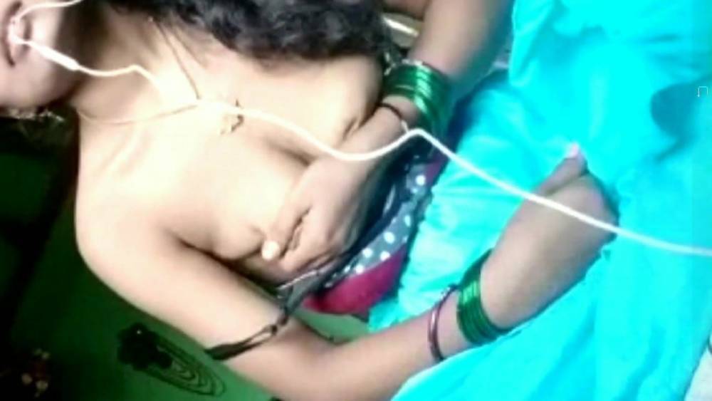 New beautfull deshi girl sex superb boobs - xh.video