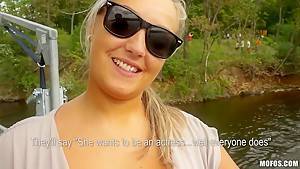 Just take a look at her precious boobies - hdzog.com