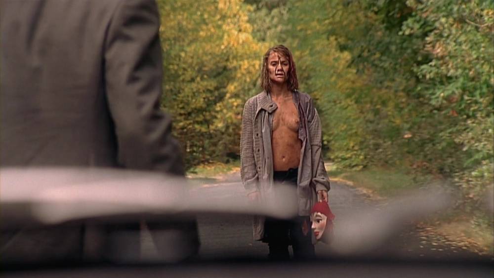 Joy Esther Topless dans Paradis Criminel - xh.video - France