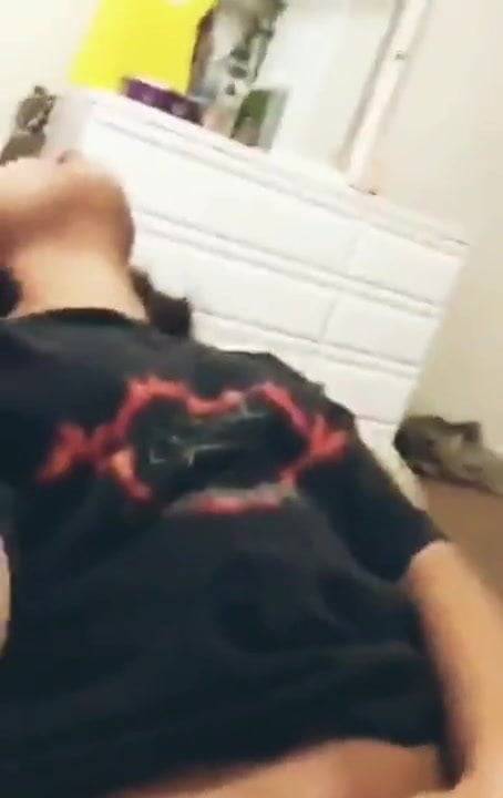 Fingring with my pussy - xh.video