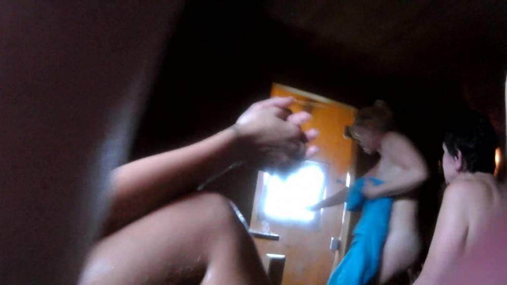 Saunavoyeur - xh.video