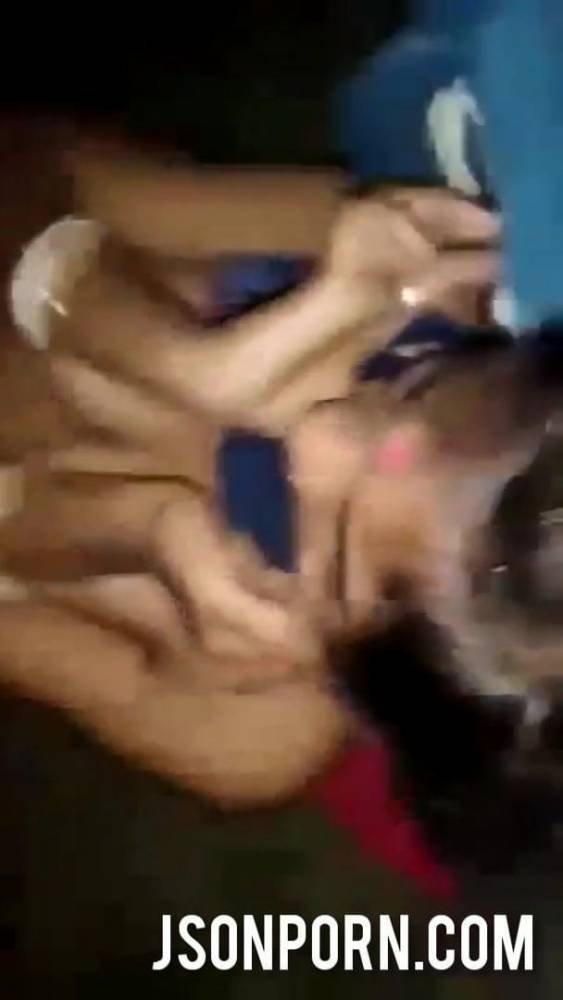 Anita desi Bhabhi fucked with her young bf (Garam Chudai) - xh.video