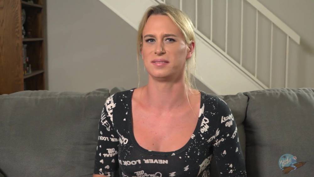 Jenna J.Ross - What is your favorite foreplay - xh.video