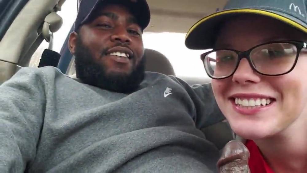 MickyD's Parking Lot BlowJob - xh.video