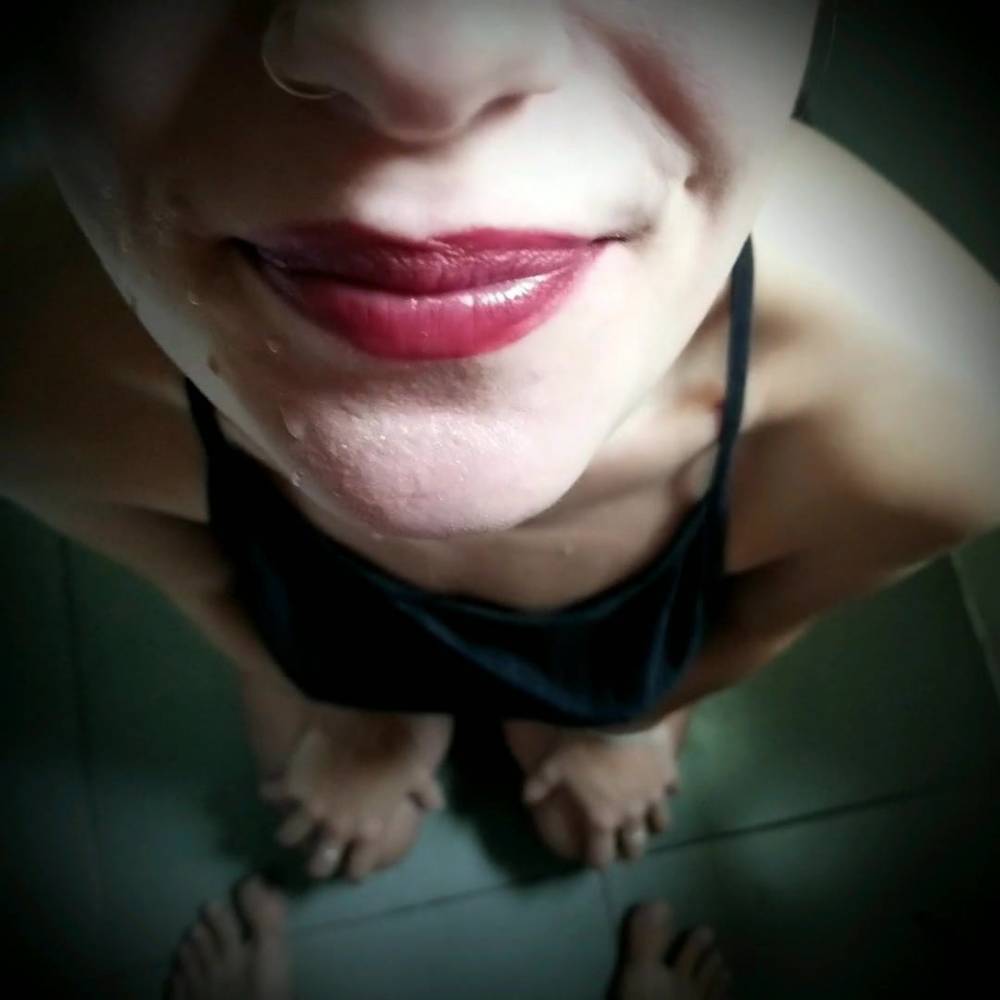 Littleurinal - xh.video