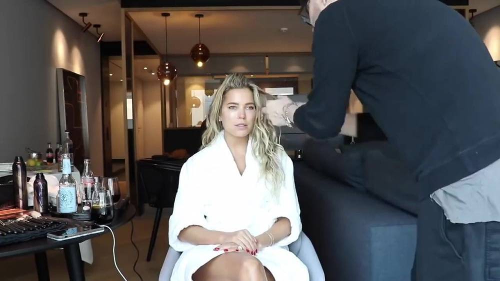 Sylvie Meis Upskirt Cameltoe - xh.video