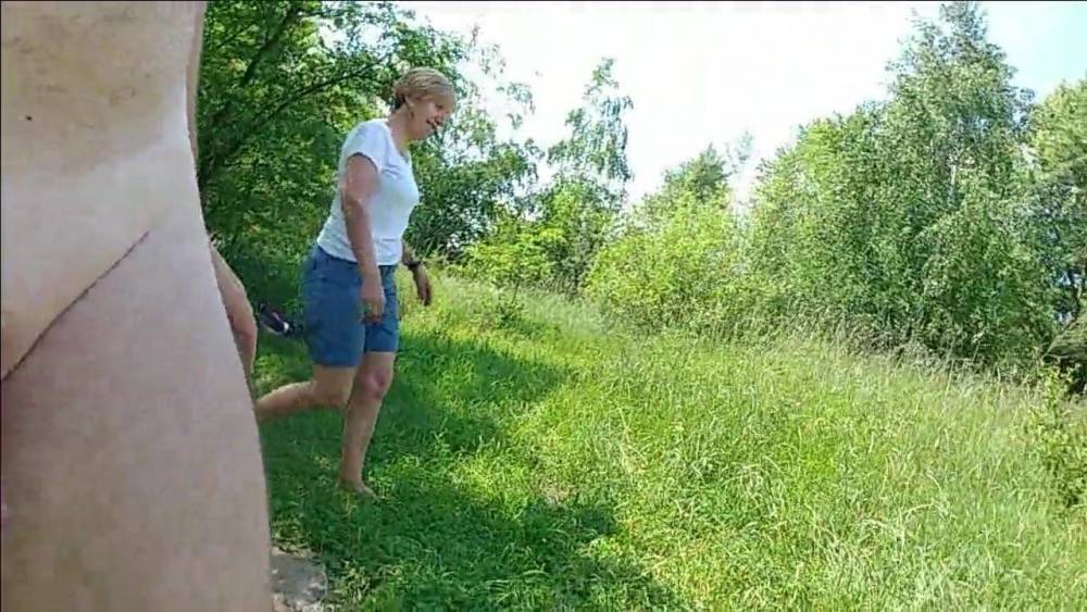 CFNM on the lake - xh.video