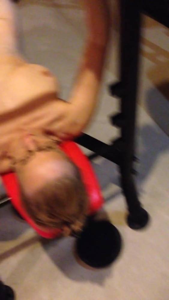 Naked milf workout - xh.video