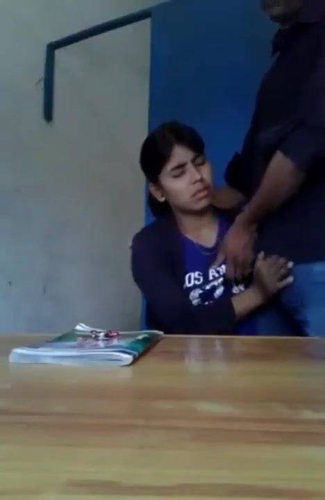 School teen cuple - xhamster.com