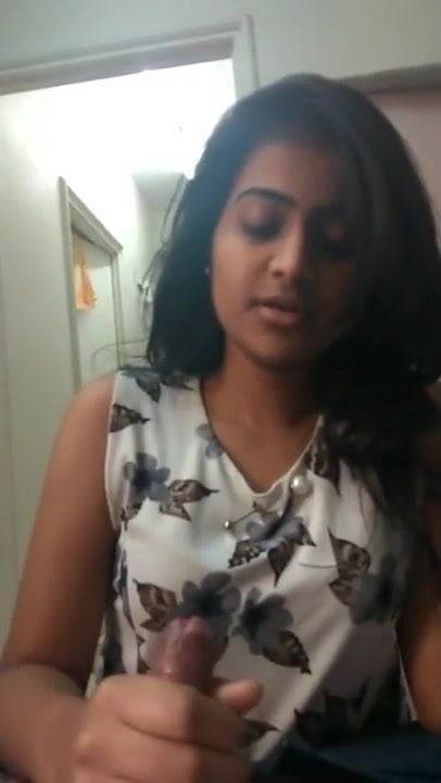 Indian girl sucking small cork - xhamster.com - India