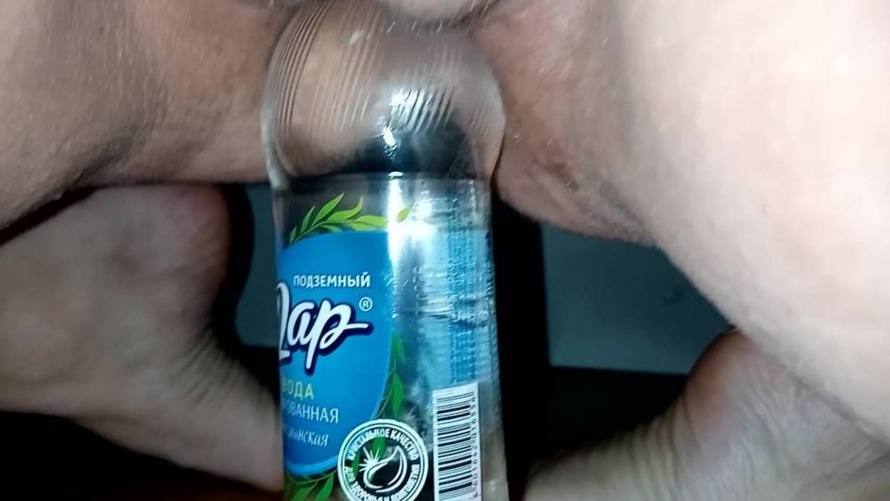 slave sat on a bottle - xhamster.com
