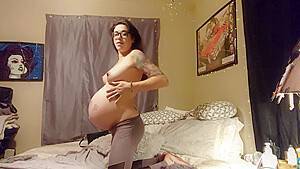 Pregnasnt pillow humping - hdzog.com