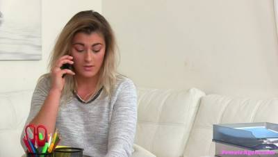 Minx cheats on boyfriend with agent - porntry.com