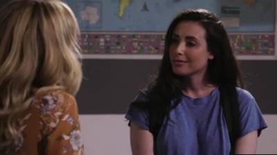 MIlf Mona Whale licks sweet teen pussy - nvdvid.com