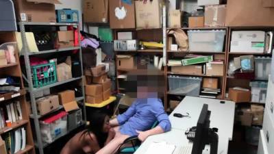 Black granny fucks white woman Under high strain from LP off - nvdvid.com