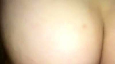 Asian girl with big butt doing assjob on the couch - icpvid.com