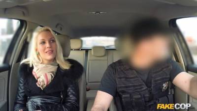 Cops Cock Gives Her Multiple Orgasms - porntry.com