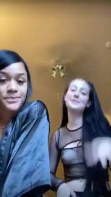 Slutty Girls Drunk On Periscope - hclips.com