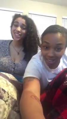 Ebony Girls Naughty On Periscope - hclips.com