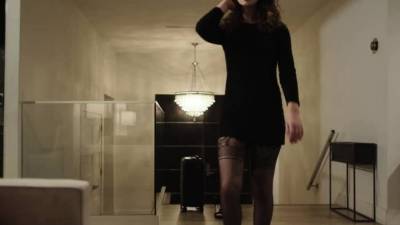 TBabeNicole tries sucking dudes bigcock - drtvid.com