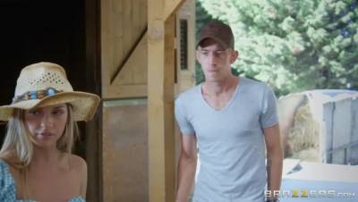 Rebecca Volpetti - Jean Shorts - Danny D - The Farmer's Daughter - veryfreeporn.com