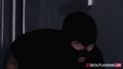 Sarah Banks - Chad White - Fucking After Midnight - veryfreeporn.com - Usa