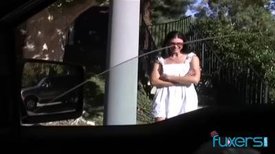 Blowjob With Cum In Car - upornia.com